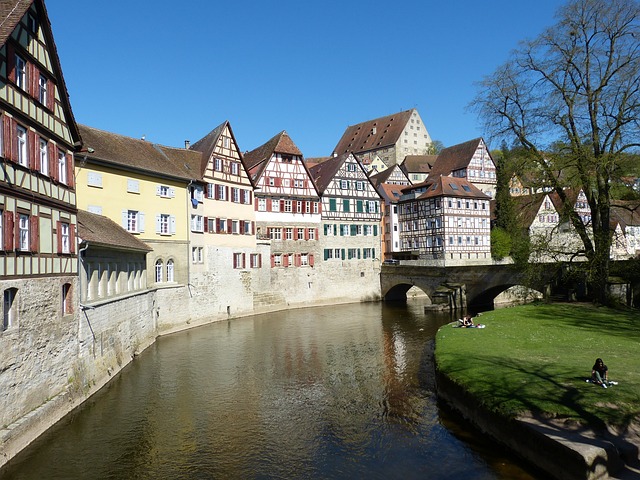 Campingplätze am Fluss - Blick auf Schwäbisch Hall.